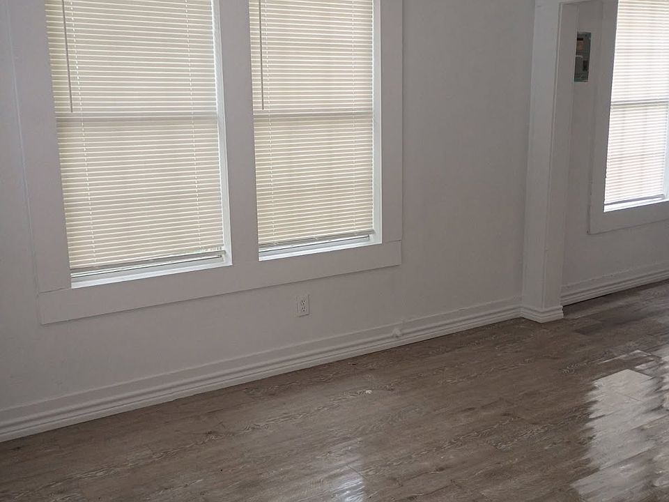 1st image of 608 S Olive St