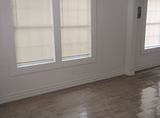608 S Olive St, San Antonio, TX 78203