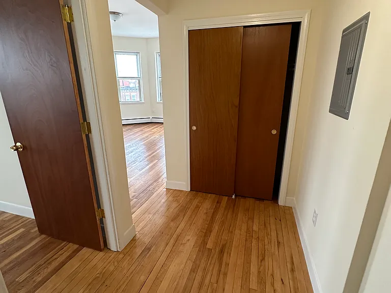 62 Brighton Ave #404 — Photo 9