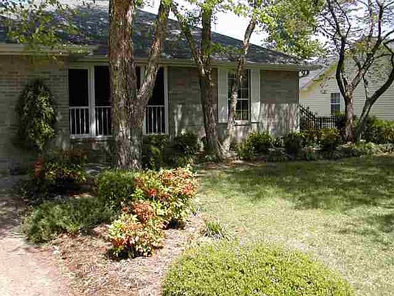 2nd image of 114 Northfield Dr