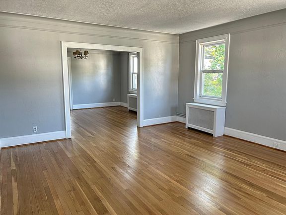 Enormous Living room looking into the diningroom
