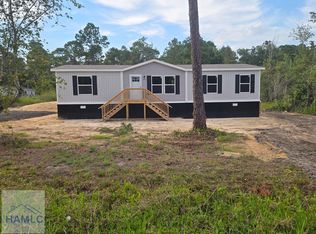 945 S Palm St, Jesup, GA 31546