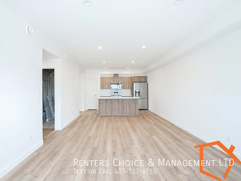 5601H 43rd Ave — Photo 6