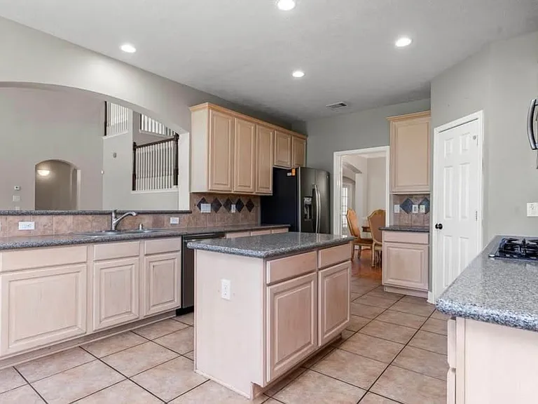 3531 Shoreview Ln — Photo 7