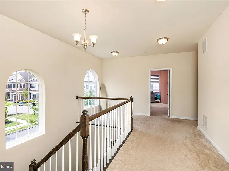1711 Yearling Ct — Photo 16