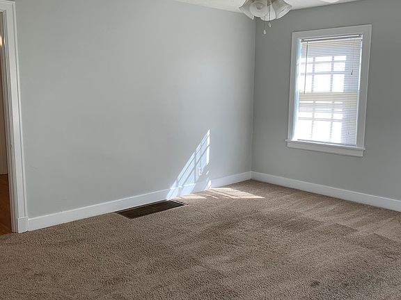 3rd image of 2117 Maryland Ave APT 4
