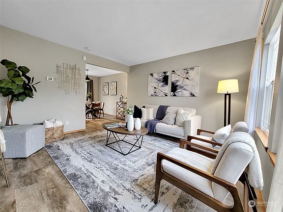 2nd image of 11403 20th Street NE