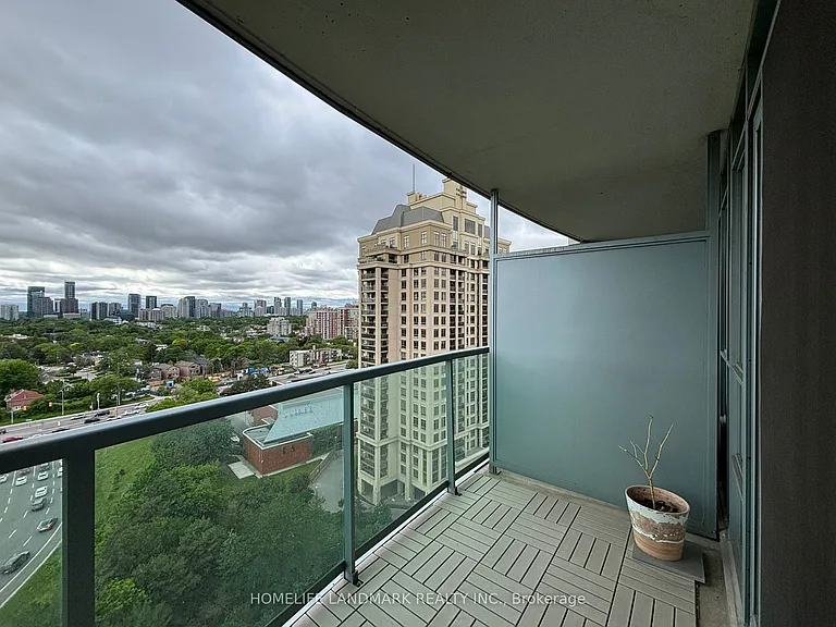 17 Barberry Pl #1611 — Photo 19