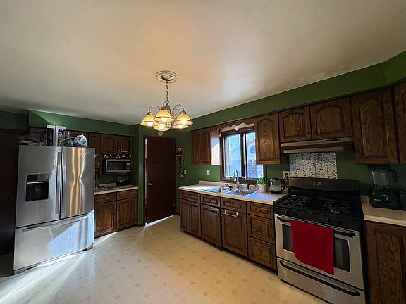 5th image of 509 W Grant St
