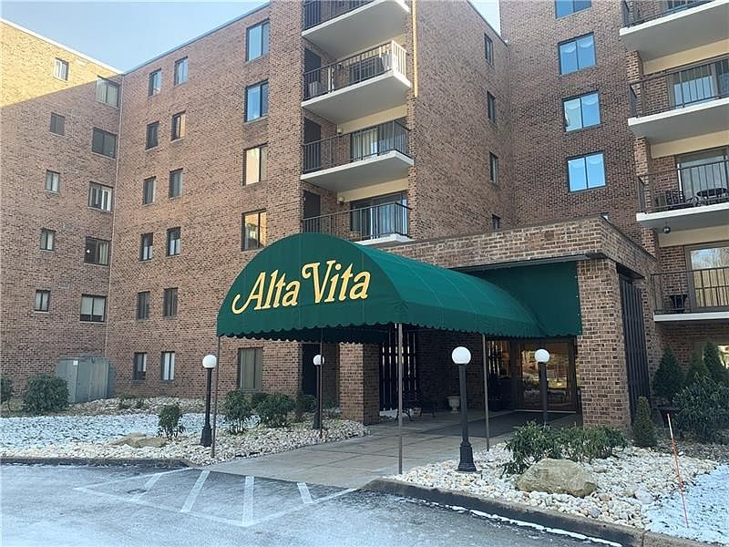 1st image of 3 Alta Vita Dr APT 401