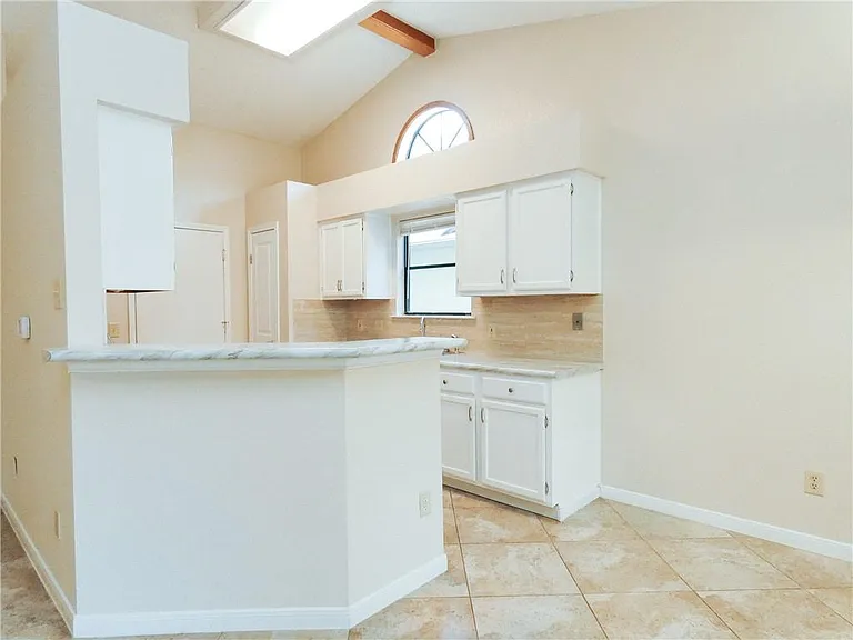 7913 Tiffany Dr — Photo 7