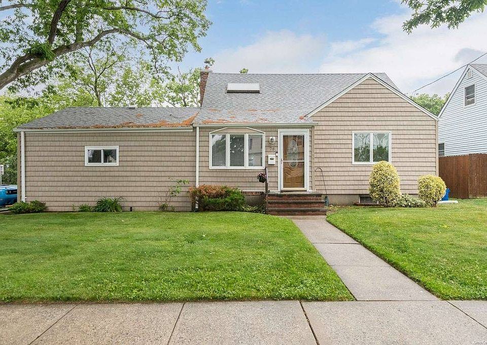 1st image of 78 Walnut Ave E