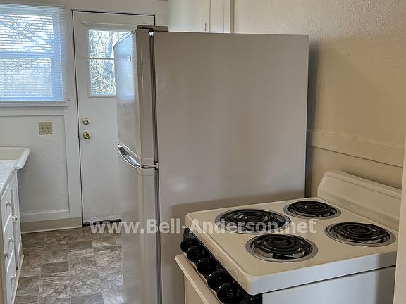 3rd image of 1533 Battersby Ave #4