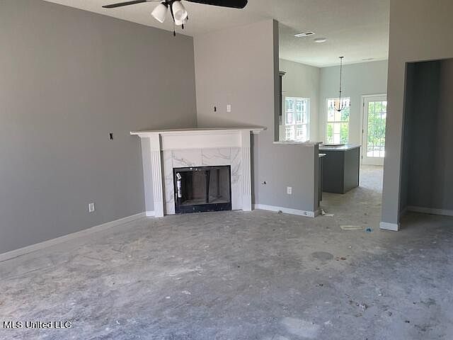 2nd image of 1646 Thomas St