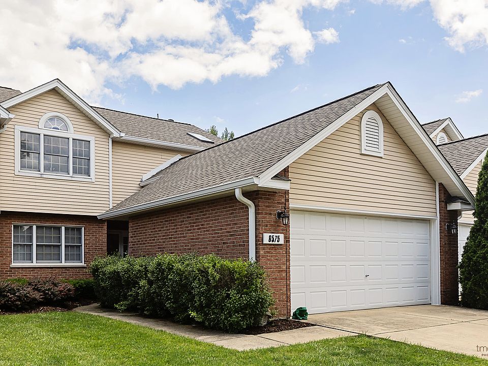 1st image of 8575 Sandalwood Dr