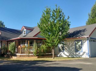 529 Big Canyon Dr, Mount Shasta, CA 96067