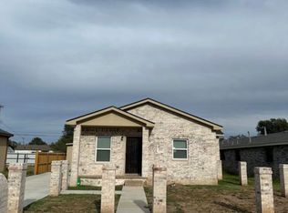 1047 Dunaway St, Amarillo, TX 79104