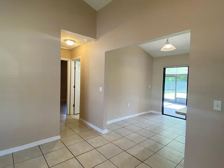 917 Sunshine Way SW — Photo 29
