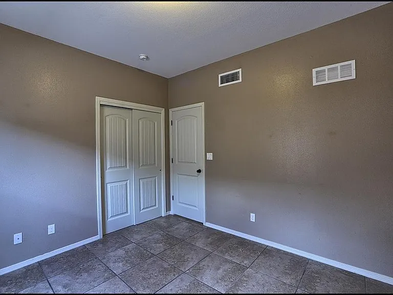 14302 Pancho Gonzalez Ct #A — Photo 26