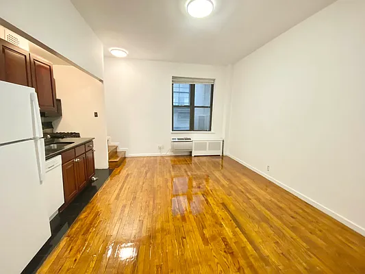 Rented by JM Preston Properties LLC | media 9