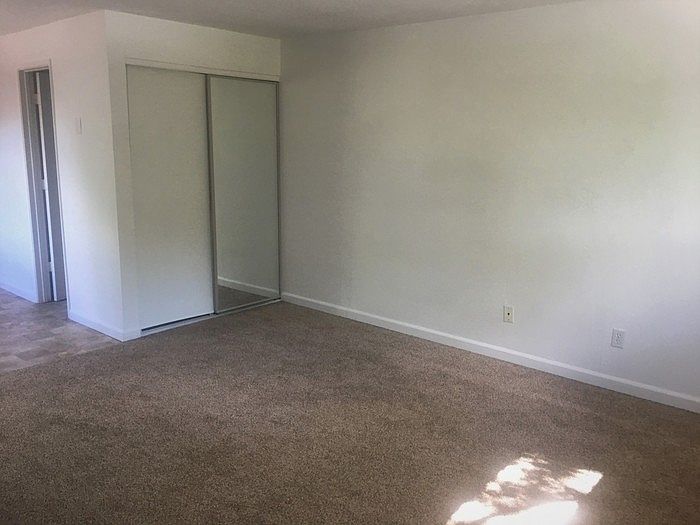 2nd image of 1901 Peters St APT E
