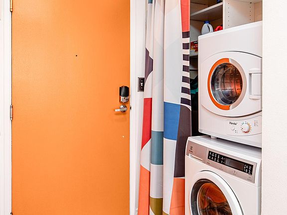 4th image of 601 W 11th Ave APT 1106