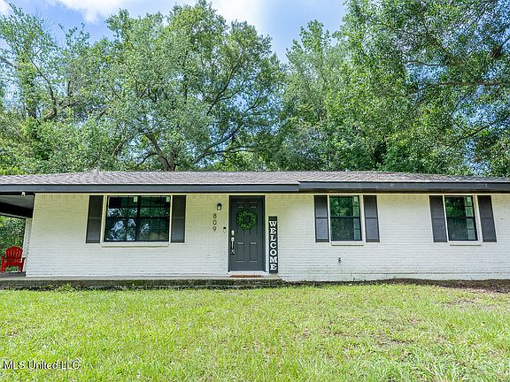 5th image of 809 Jarrell St