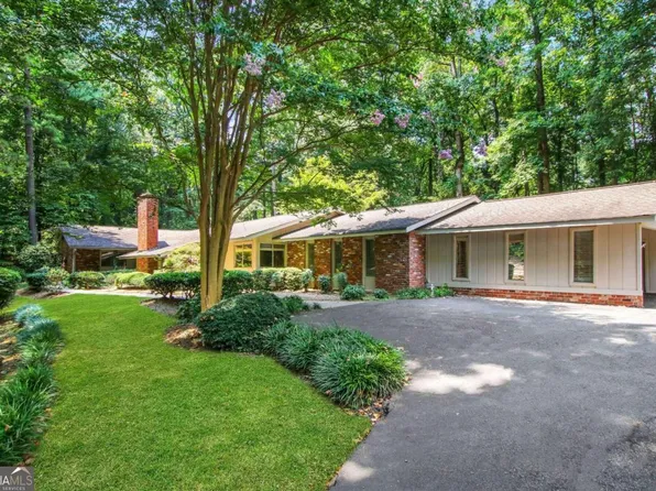 5384 Pheasant Run, Stone Mountain, GA 30087