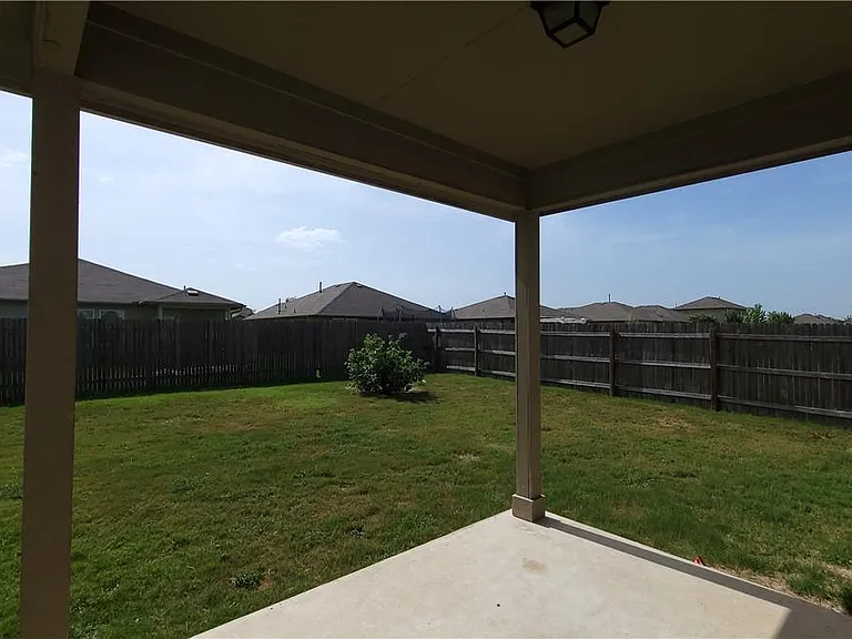 110 Wilson Ct — Photo 28
