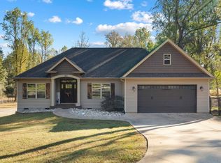 180 Brookgreen Dr, Inman, SC 29349