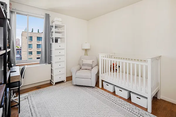 Rented by Douglas Elliman | media 8