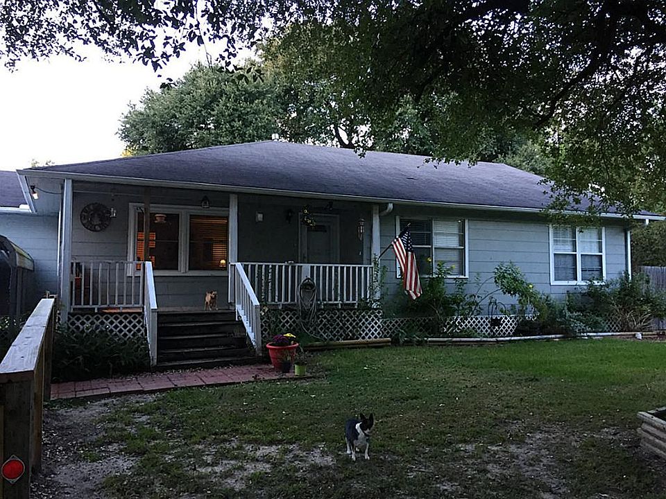 1st image of 122 W Shreck St