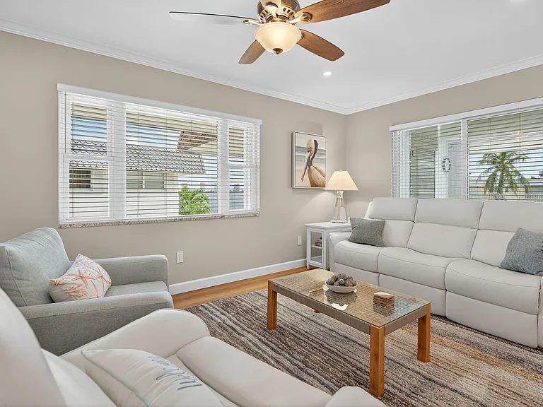 110 Shore Ct #301 — Photo 11