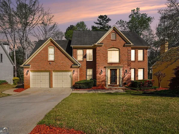 528 Fortune Ridge Rd, Stone Mountain, GA 30087