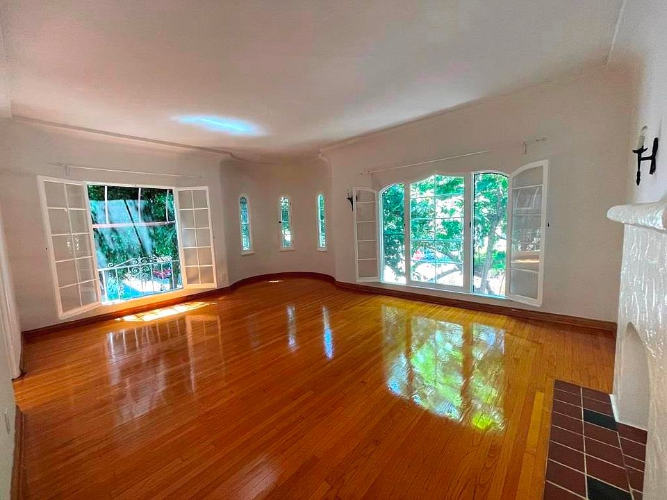1st image of 366 N Sierra Bonita Ave