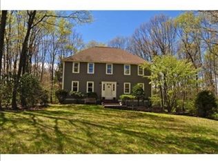50 Lantern Ln, Wrentham, MA 02093