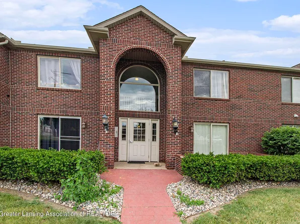 322 Pere Marquette Dr APT 11, Lansing, MI 48912