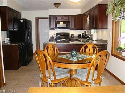3rd image of 13492 Stoneridge Trl