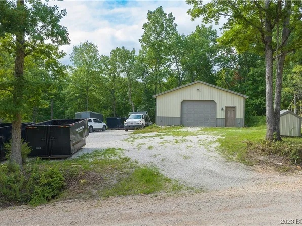 120 Shangrila Dr, Sunrise Beach, MO 65079