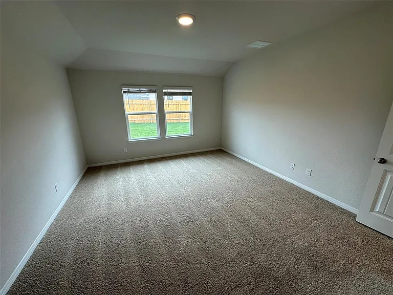 563 Evergreen Sumac Loop — Photo 15
