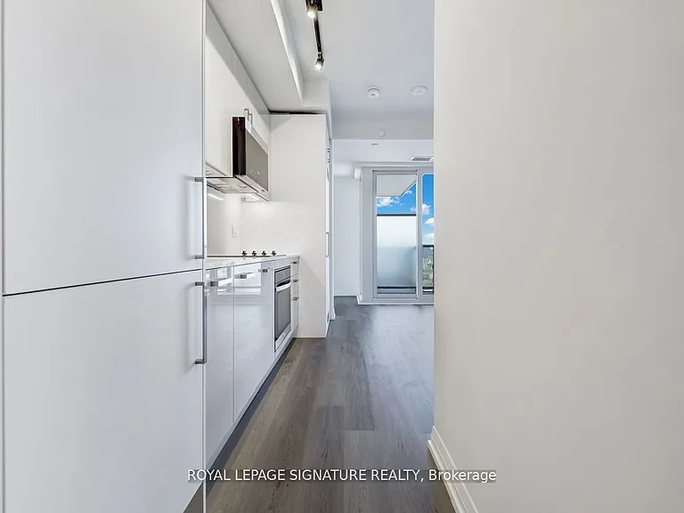 292 Dundas St W #1501 — Photo 10