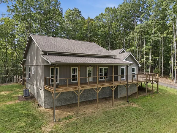 31 Small St, Blairsville, GA 30512
