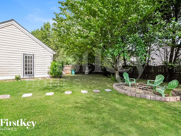 2033 Greenhill Pass — Photo 15