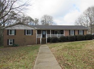 102 Lea Ct, Spartanburg, SC 29307