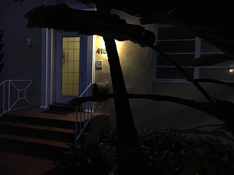 418 Valencia Ave — Photo 13