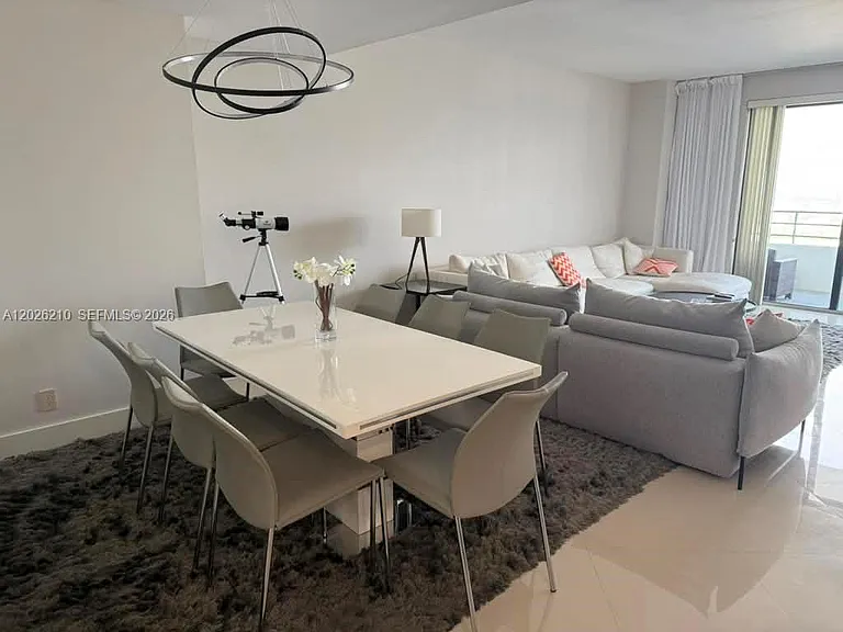 2500 Parkview Dr #2518 — Photo 6