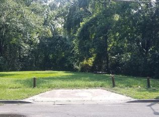 1517 Pendleton St, Savannah, GA 31405