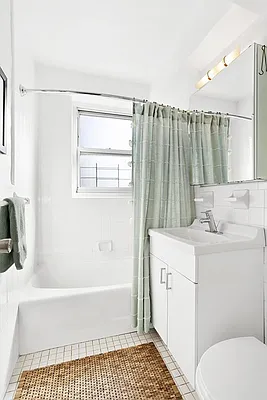 Rented by Argo Residential | media 18