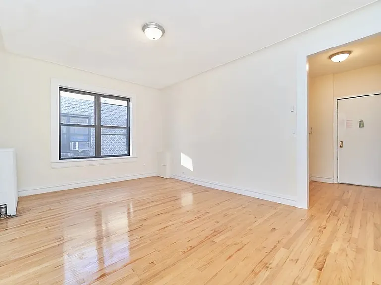 350 Fort Washington Ave #5E — Photo 1