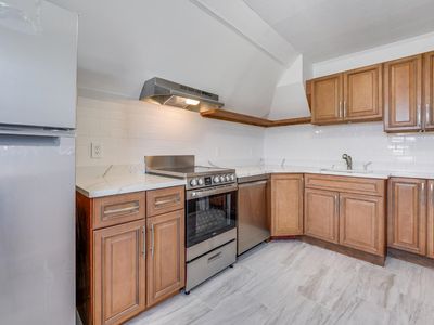 304 Fulton Ave #3, Jersey City, NJ, 07305